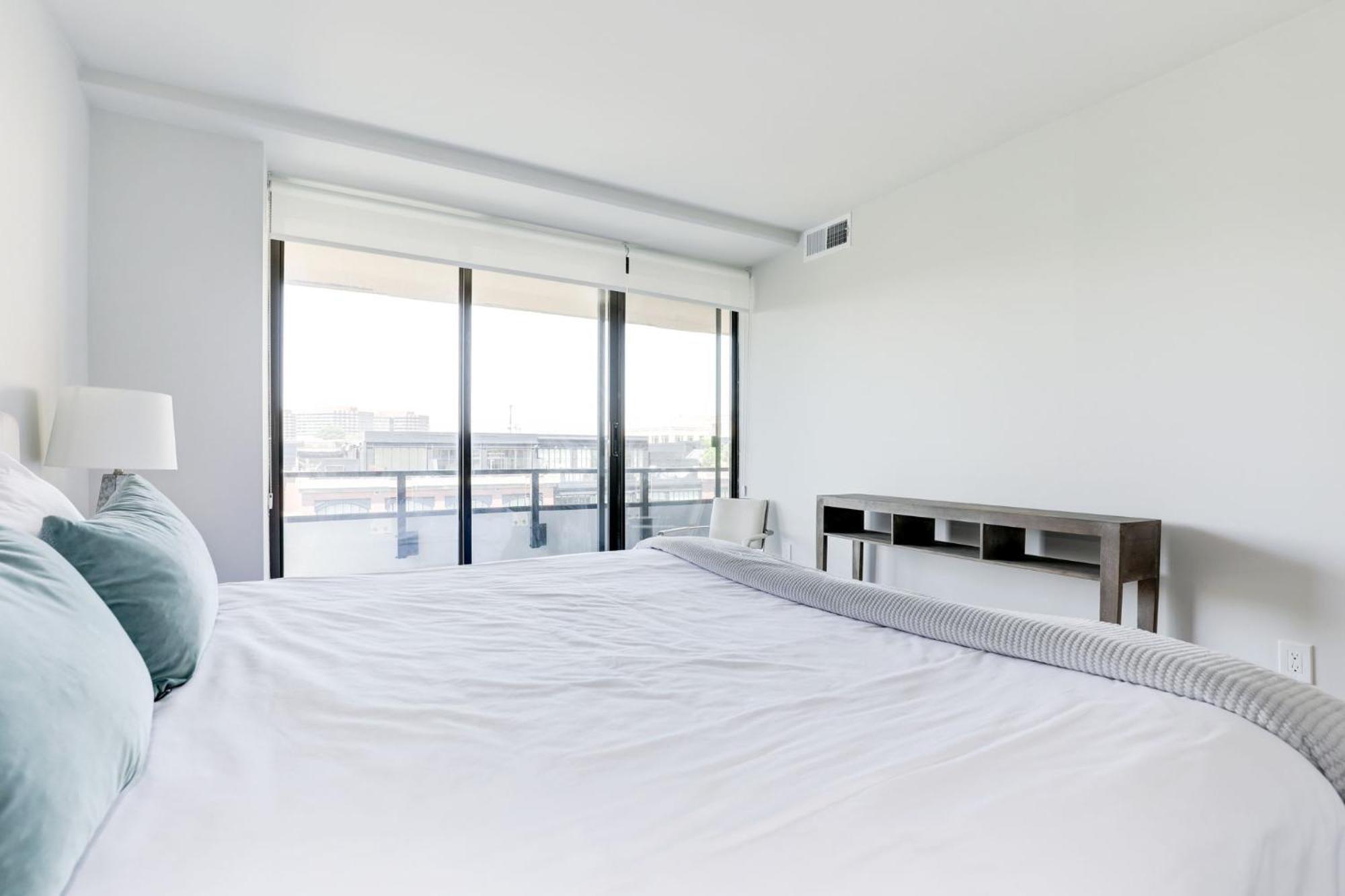 2Br Executive Apartment In Prime Location Arlington Exterior photo