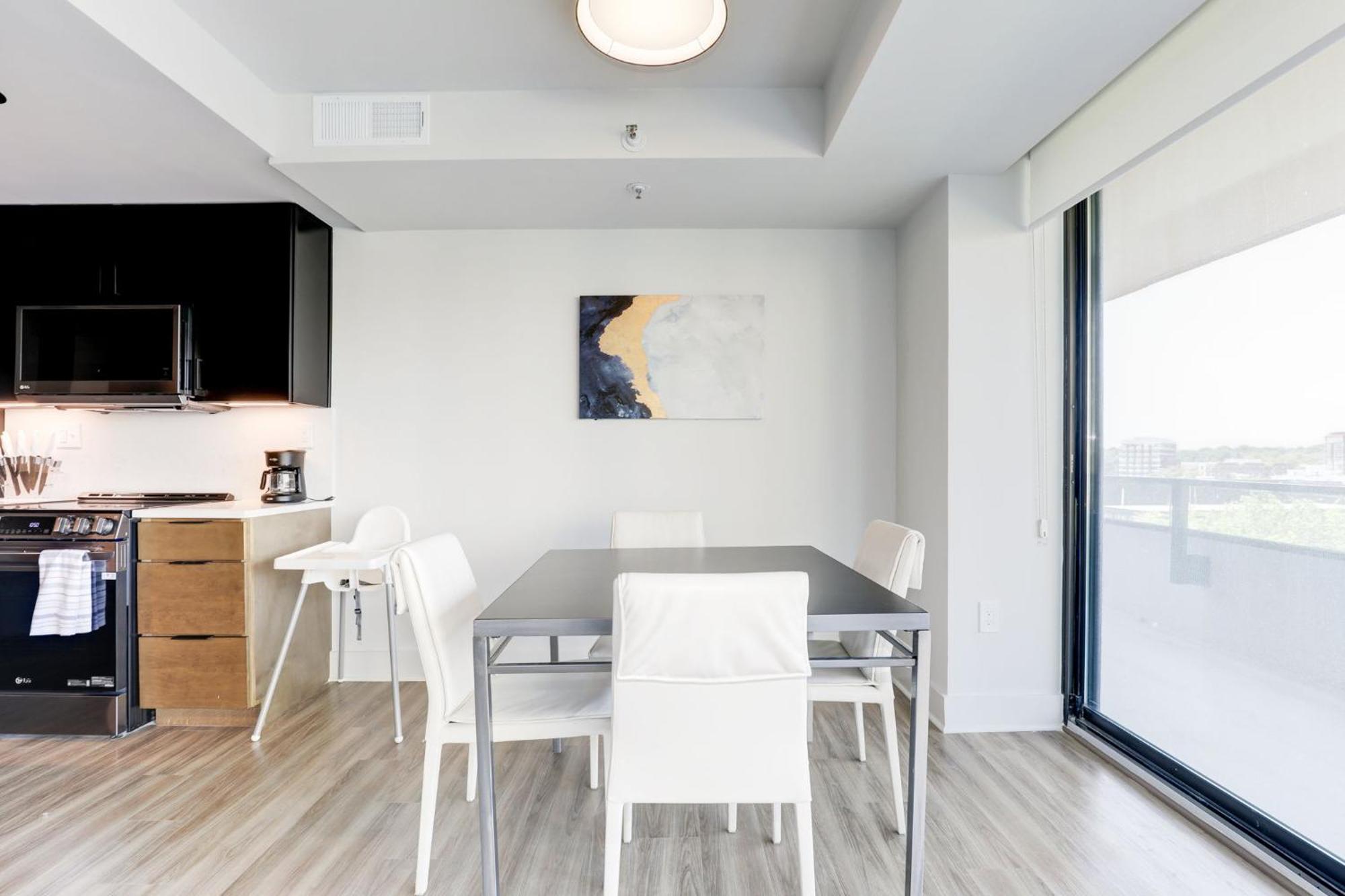 2Br Executive Apartment In Prime Location Arlington Exterior photo