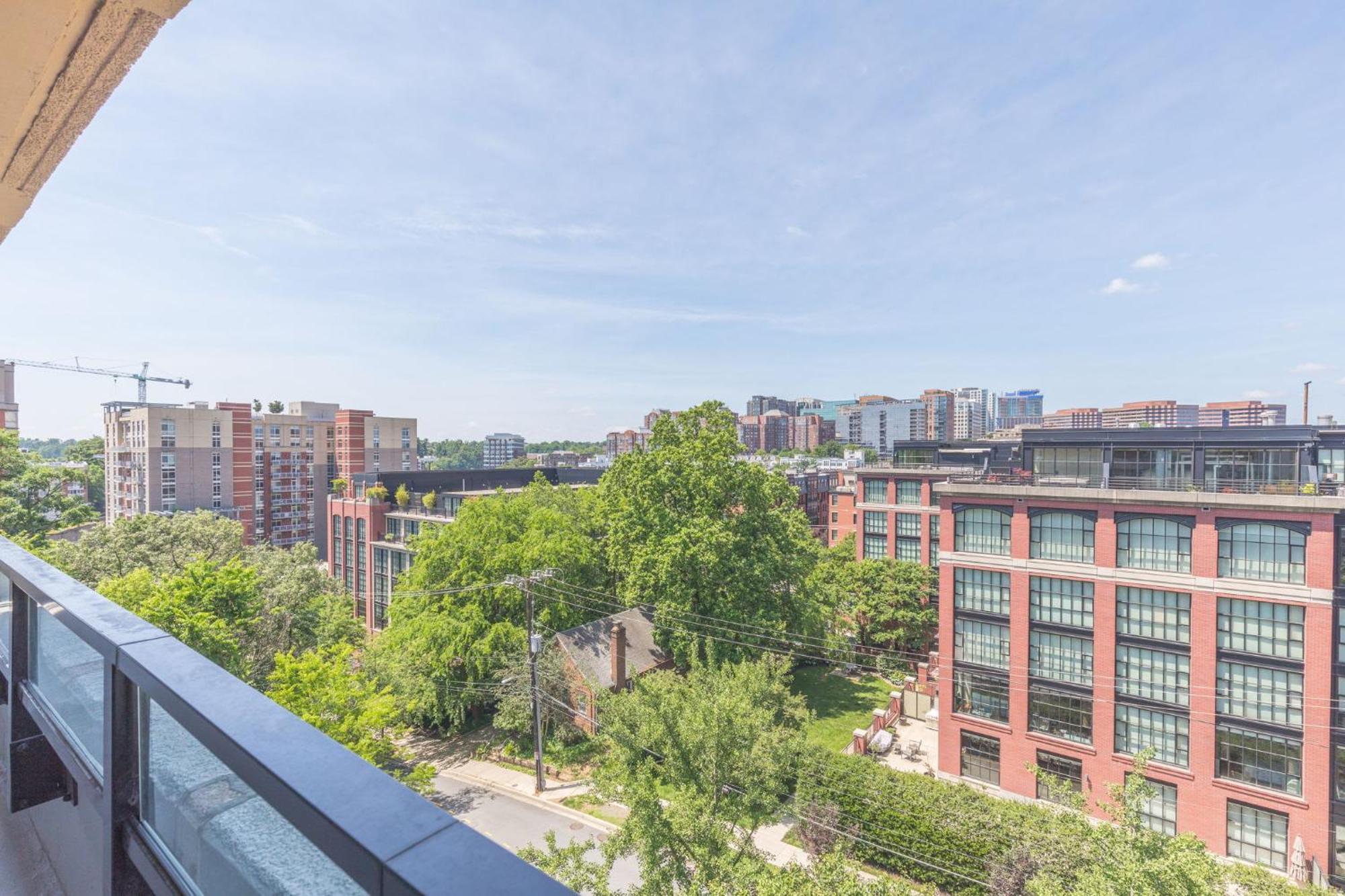 2Br Executive Apartment In Prime Location Arlington Exterior photo
